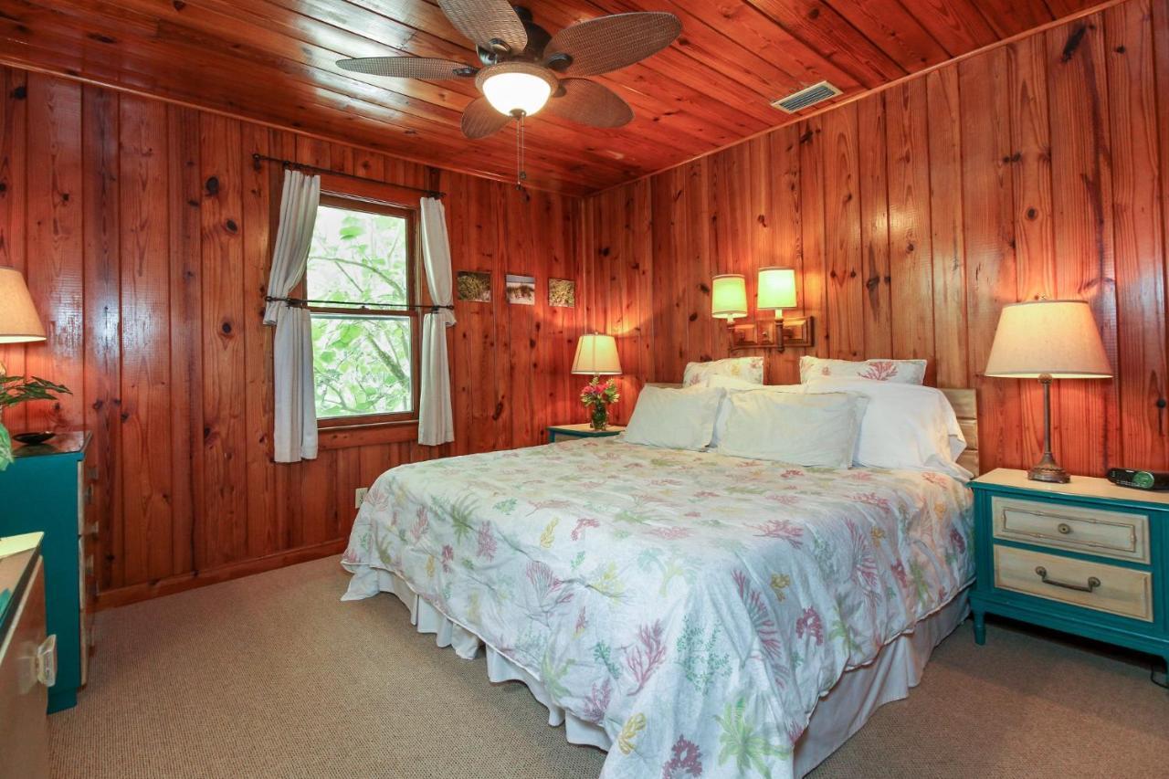 Bamboo Apartments Holmes Beach Luaran gambar